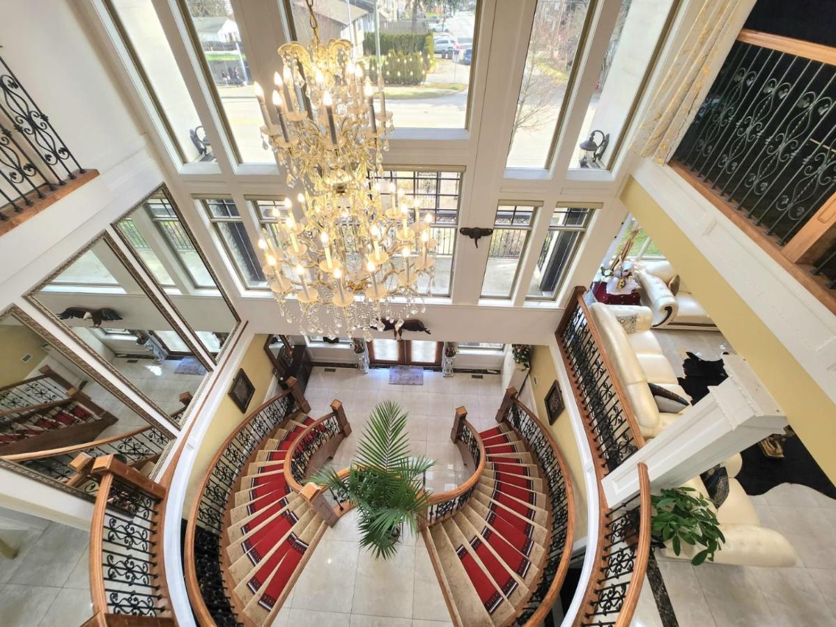 Empire Palace Hotel Surrey Eksteriør billede